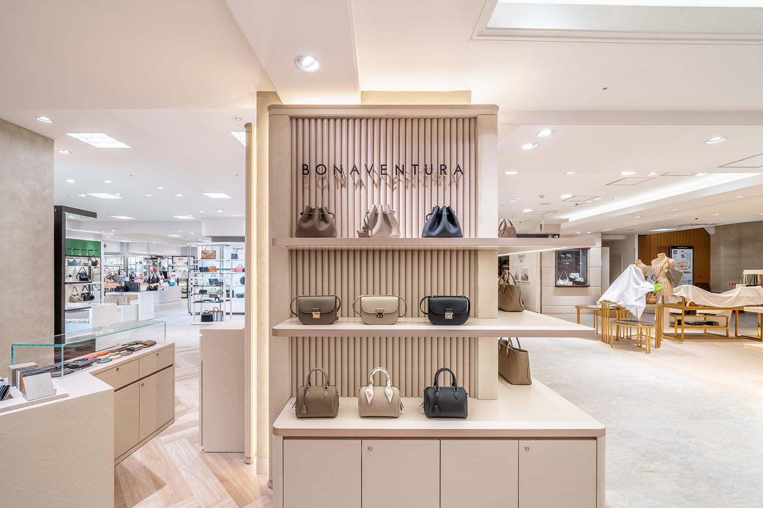 BONAVENTURA 2025年4月2日(水)、大阪タカシマヤに新規店舗をオープン