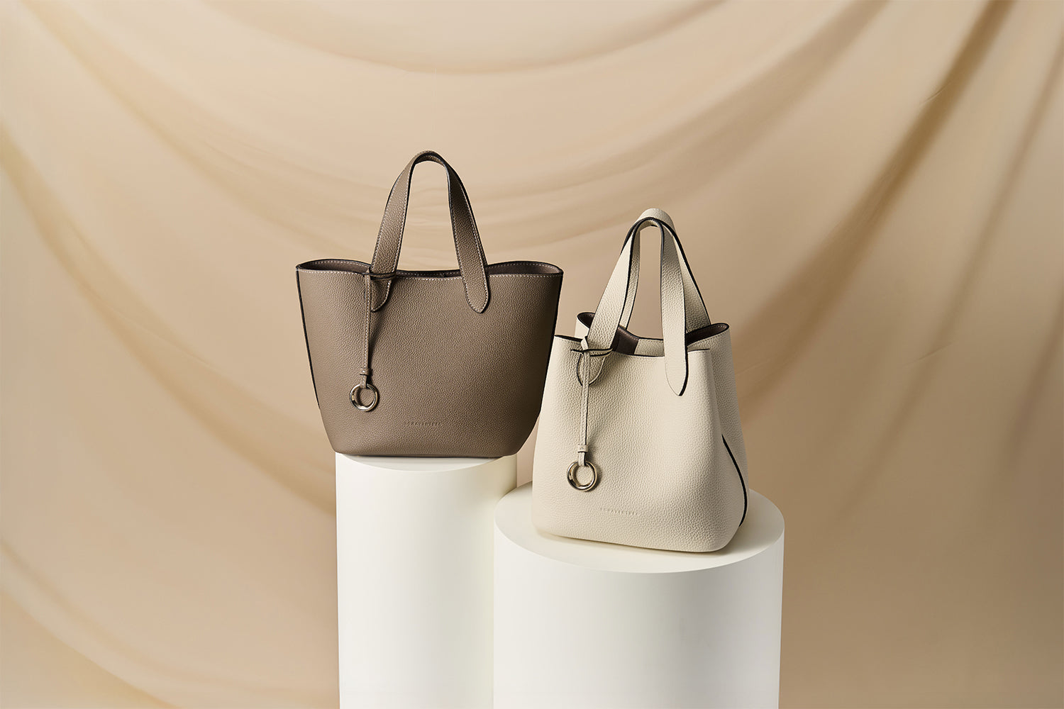 アリーナ 2WAY トートバッグ シュリンクレザー