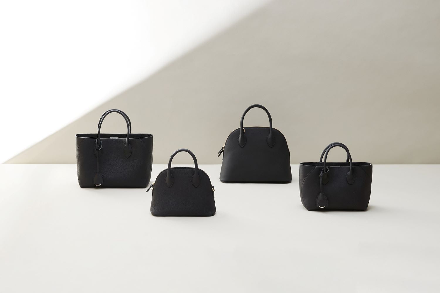 【新色】ブラック,レッド(Mia Tote Bag/Emma Bag Collection)