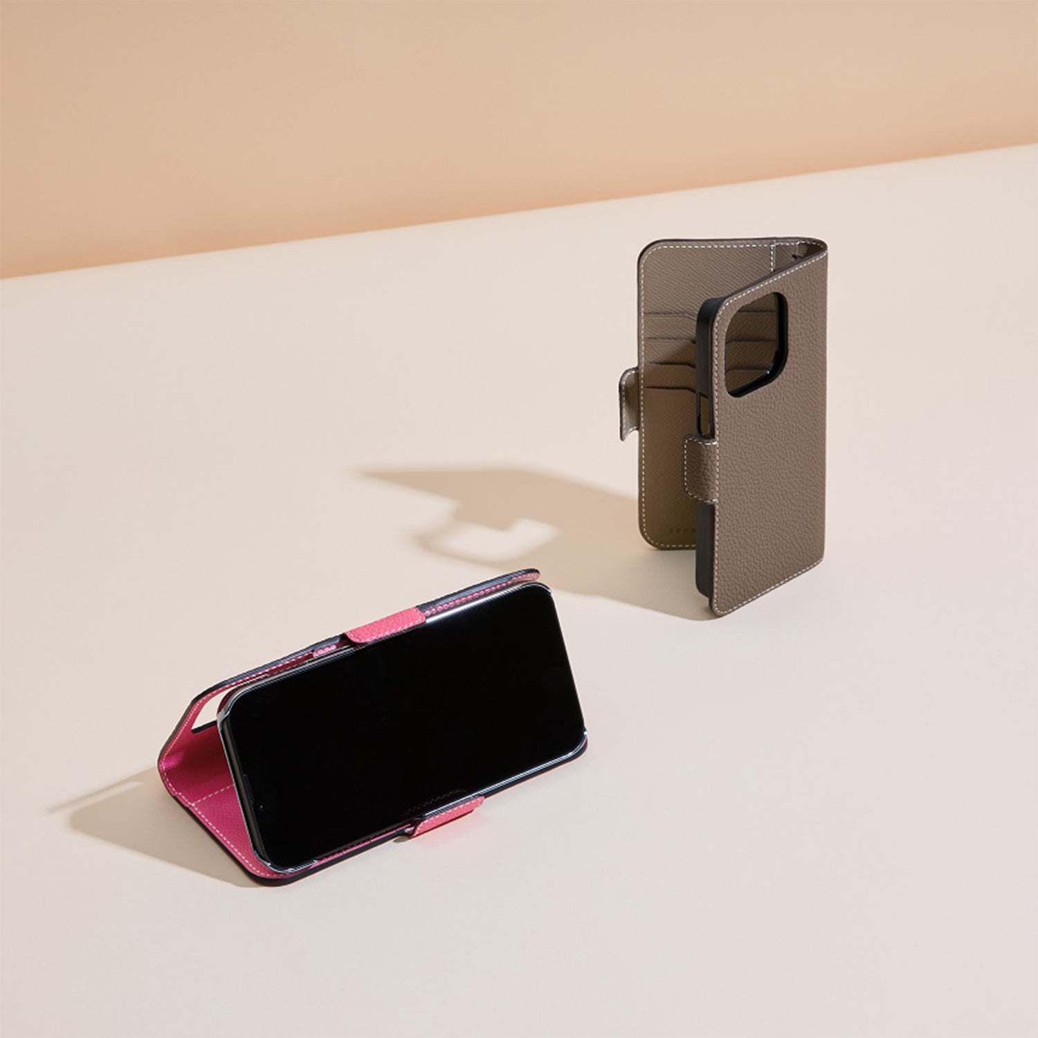 オンライン限定】 (iPhone 14 Plus) スタンドダイアリーケース