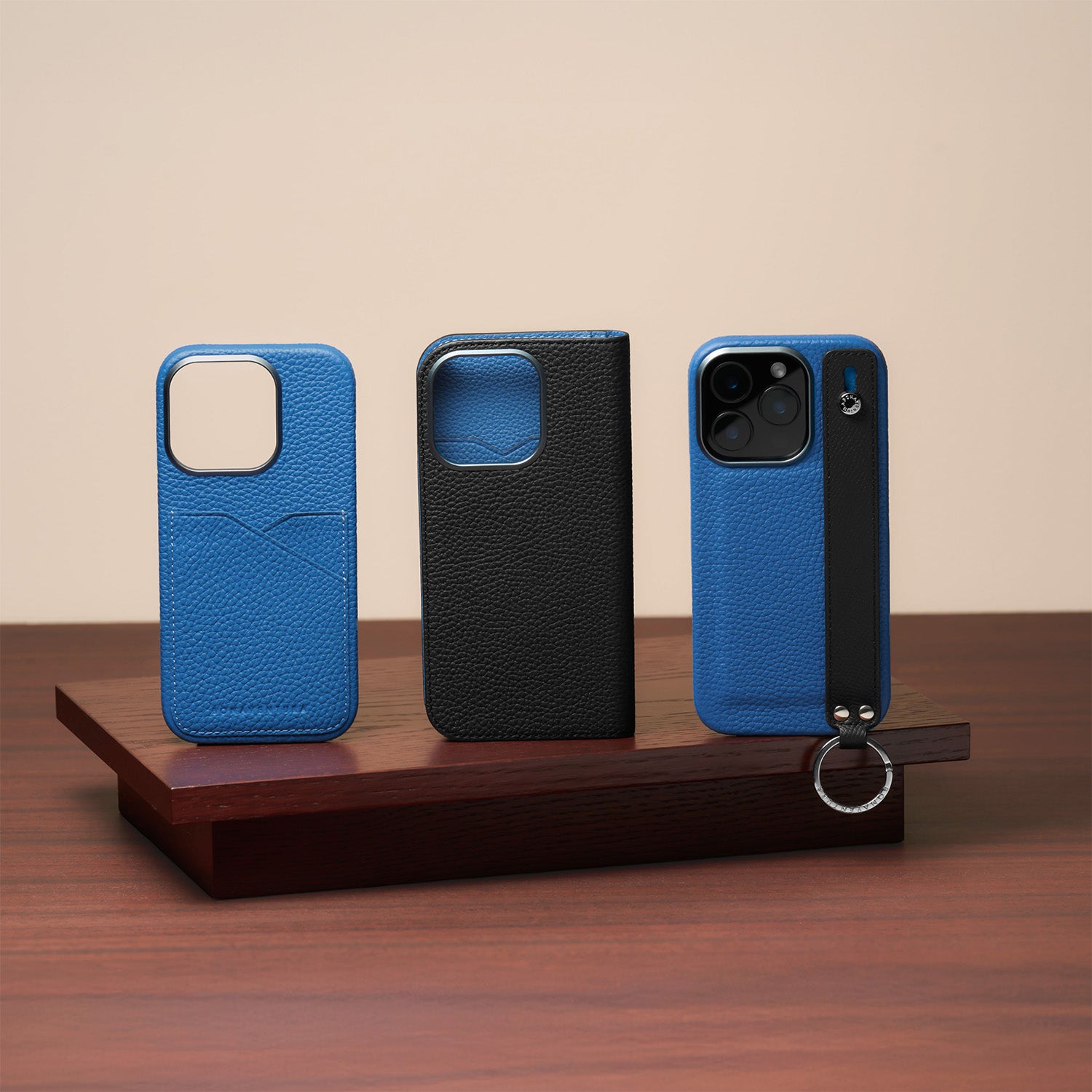 Back Cover Case With Handle Bottalato Leather (iPhone 16 Pro Max
