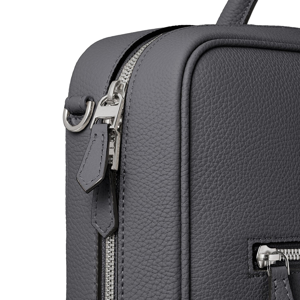 Jackson Briefcase Shrink Leather (Charcoal Gray)