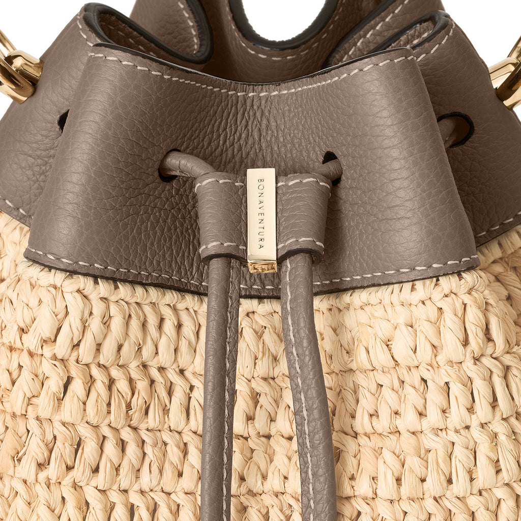 Angelica Raffia Bucket Bag (Etoupe)