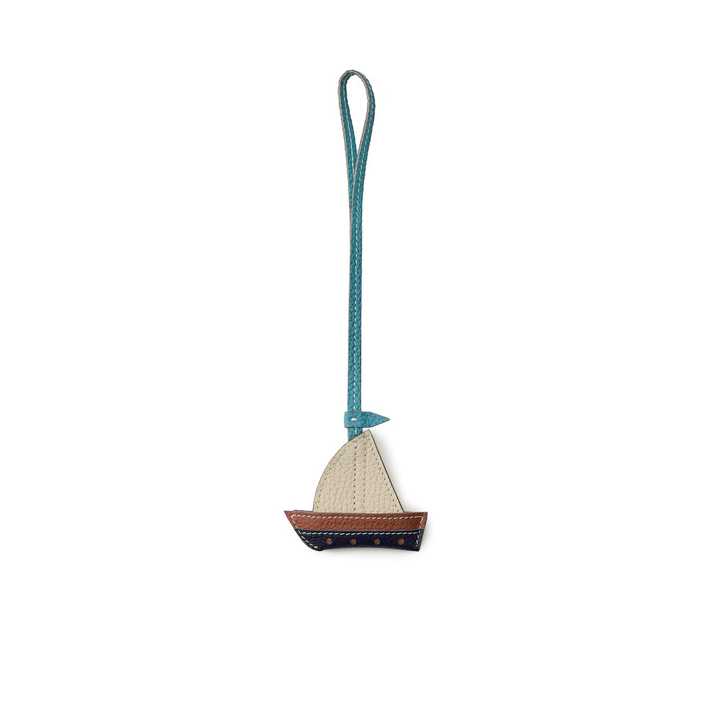 Summer Charm Boat Shrink Leather (Ivory)