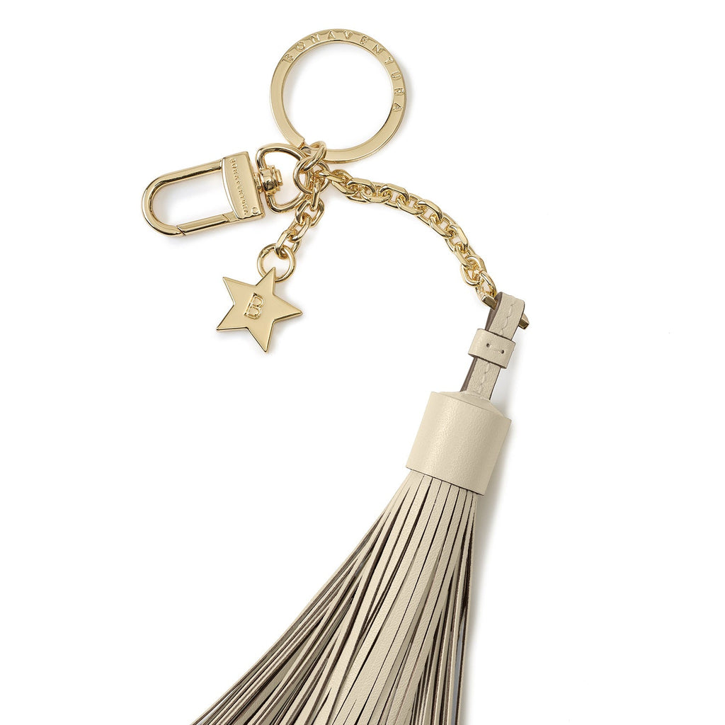Tassel Charm Shrink Leather (Ivory × Etoupe)