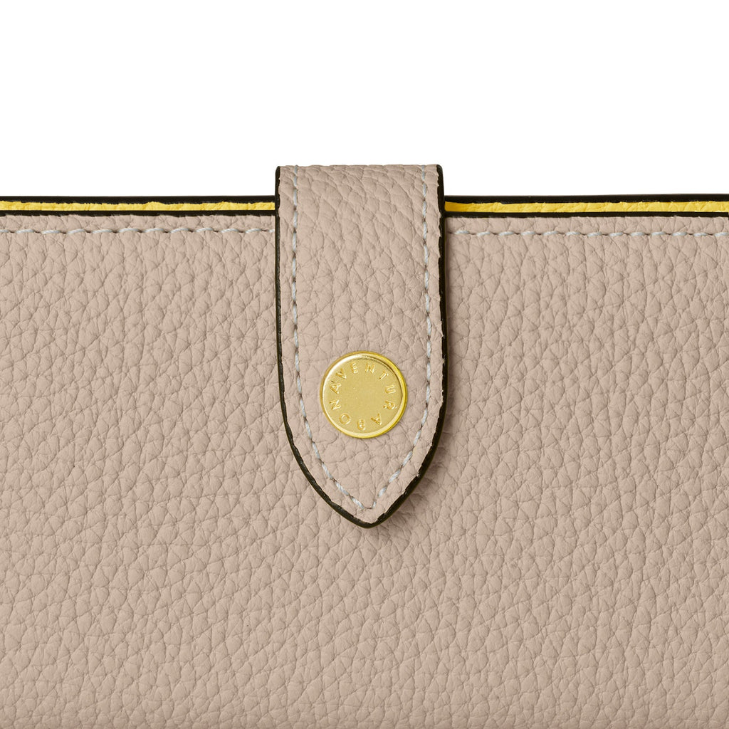 Belted Key Case Shrink Leather (Greige × Yellow)