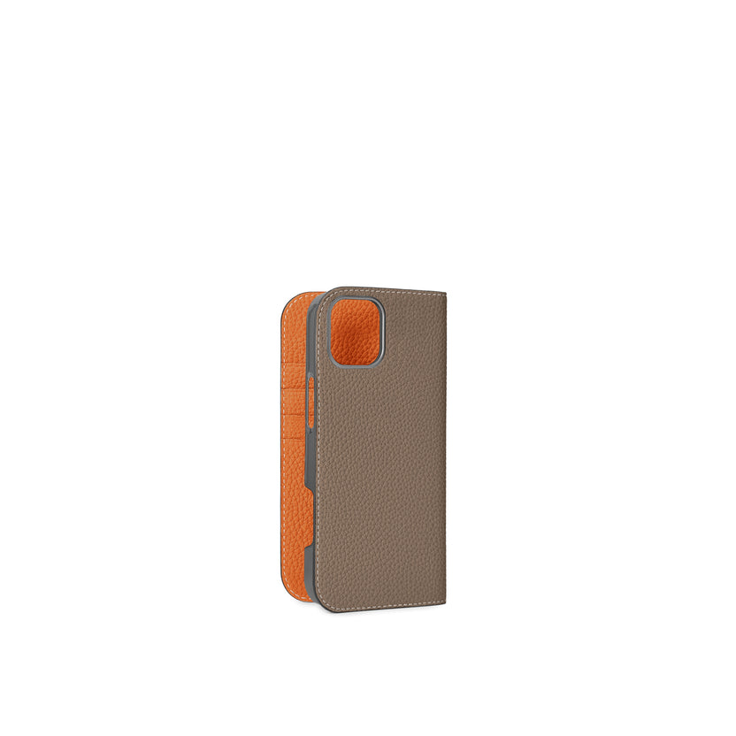 【オンライン限定】 (iPhone 16 Plus) ダイアリーケース シュリンクレザー