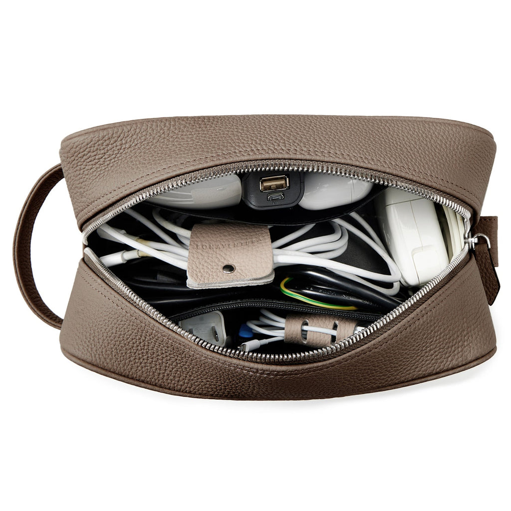 Square Travel Pouch Shrink Leather (Etoupe)
