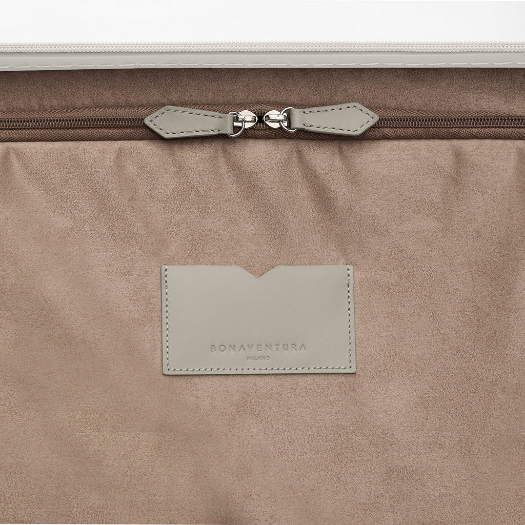 Matt Polycarbonate Suitcase Cabin (Ivory)