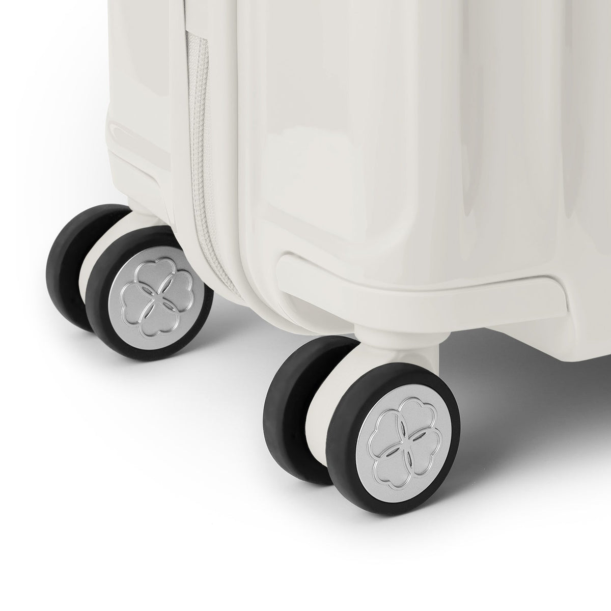 Shiny Polycarbonate Suitcase Cabin (Ivory)