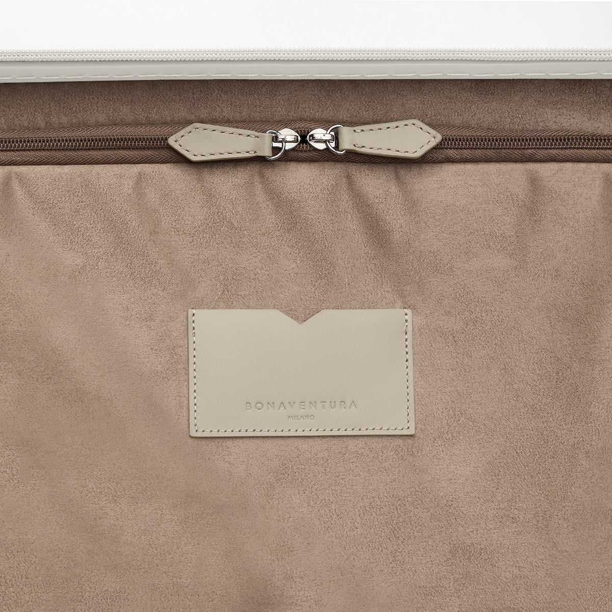 Shiny Polycarbonate Suitcase Cabin (Ivory)