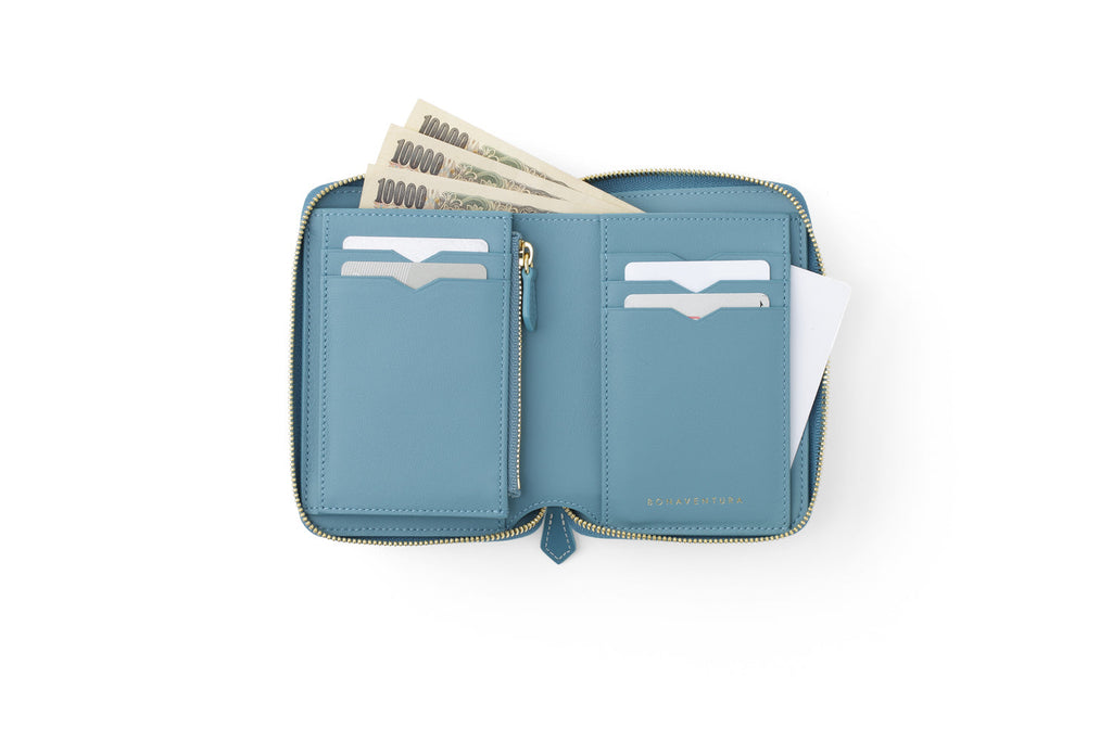 Medium Zip Wallet Shrink Leather (Blue Cyan)