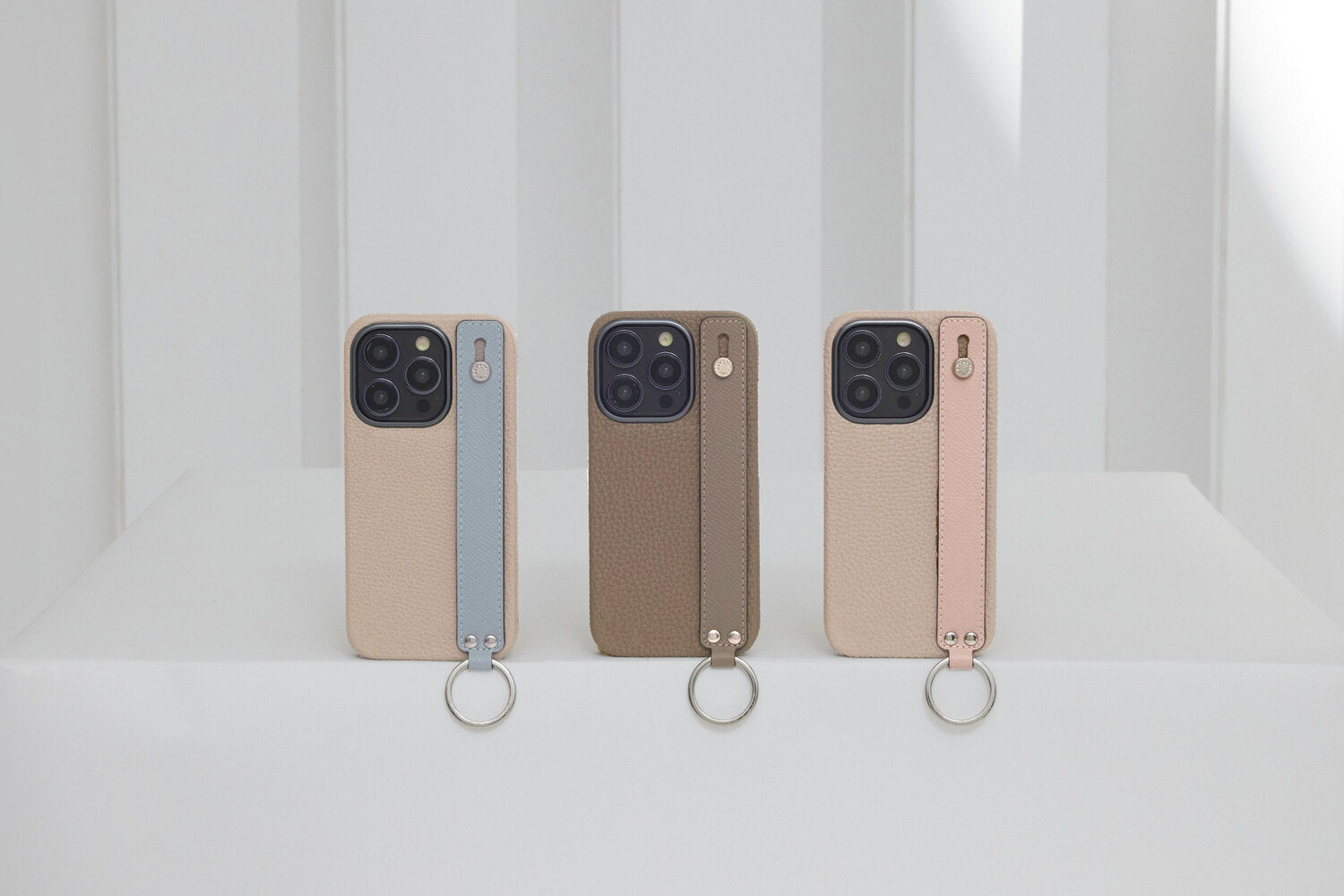 High-quality leather iPhone cases / smartphone cases – BONAVENTURA