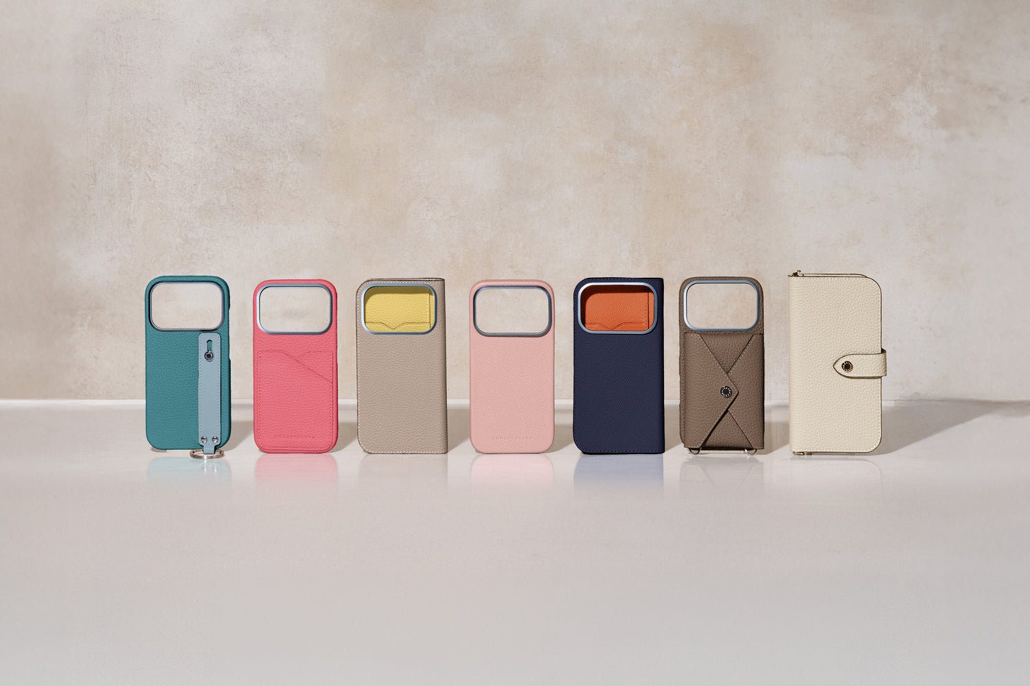 上質なレザーのスマホ（iPhone 17 シリーズ）ケース – イタリア(ミラノ